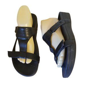 Vionic 10 Black Comfort Shoes Sandals Adjustable ELLIE T Strap Embossed Animal P